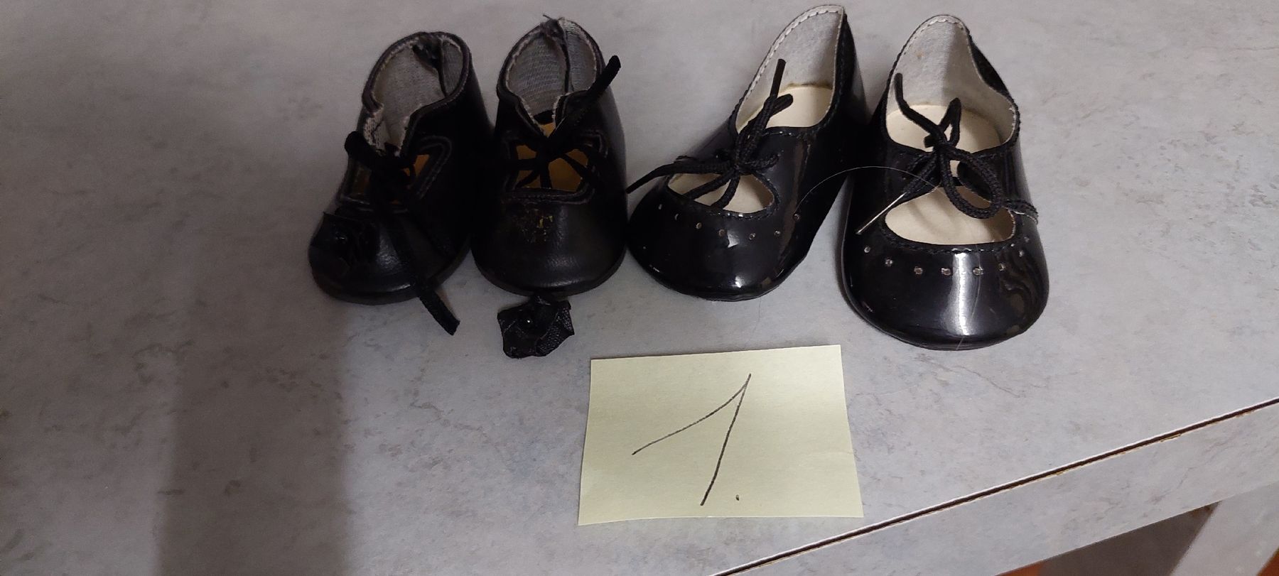 Puppen: Puppenschuhe  – Gebraucht aus Muri AG von nindo1 6