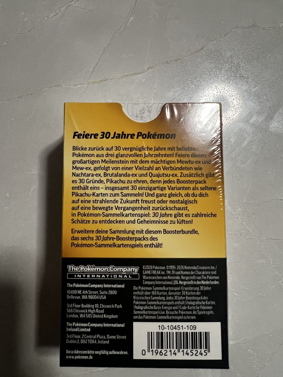 Pokémon Carte collezionabili: Pokémon TCG: 30th Celebration Booster Bundle - DE – Nuovo e nell'imballaggio originale da Winterthur venduto da pra_vv2y 1