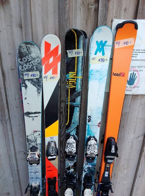 Skis: SKIS FREESTYLES  – D'occasion à Leysin par Liquidation-404 5