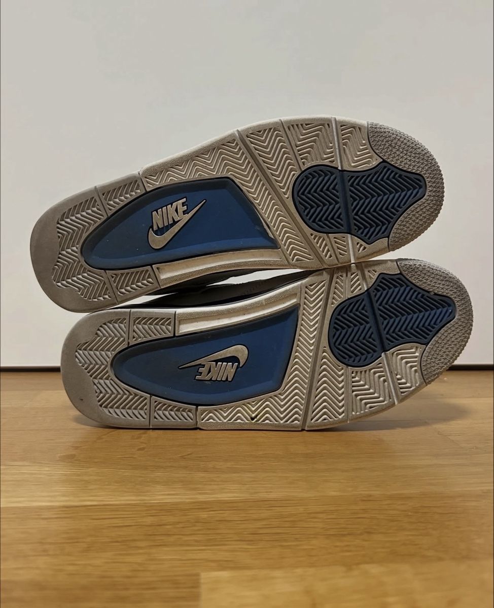 Jordan Chaussures hommes: Jordan 4 "Military Blue" – D'occasion à Basel par Kevinbuckcards 3