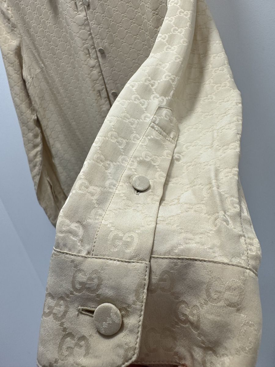 Gucci Blusen: Blouse Gucci GG pattern beige size 38, new! – Neu (gemäss Beschreibung) aus Thonex von Lux_brands01 4