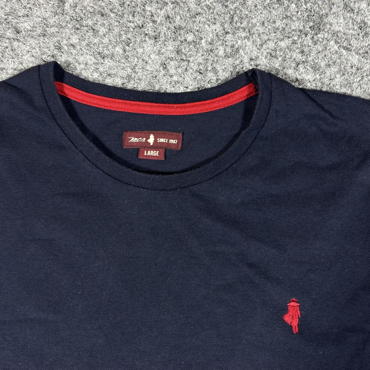 Marlboro T-shirt: Marlboro MCS Shirt Large  – Usato da La Sagne NE venduto da Matlasape 1