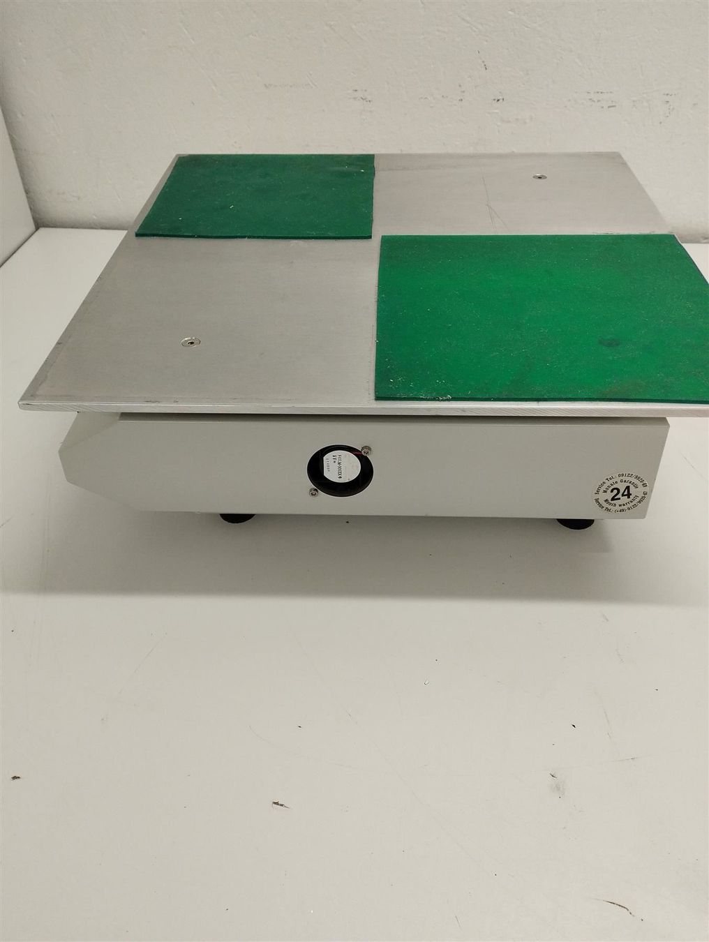 Accessori da laboratorio: Heidolph Unimax 1010 Ersatzteilspender – Difettoso da Niederdorf venduto da LeptonAG_Labor 3