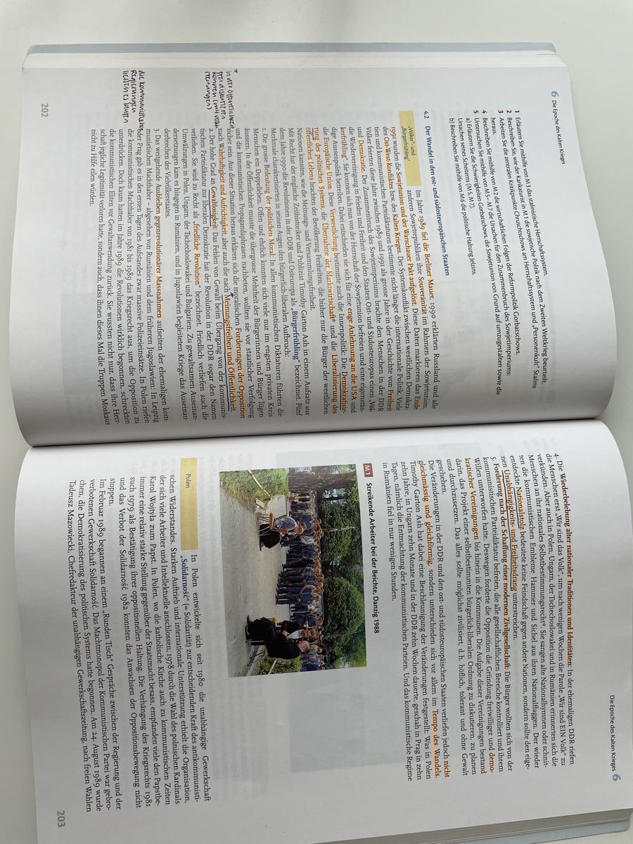 Bücher: Schweizer Geschichtsbuch 3/4 – Gebraucht aus Greifensee von moa_t9jb 2