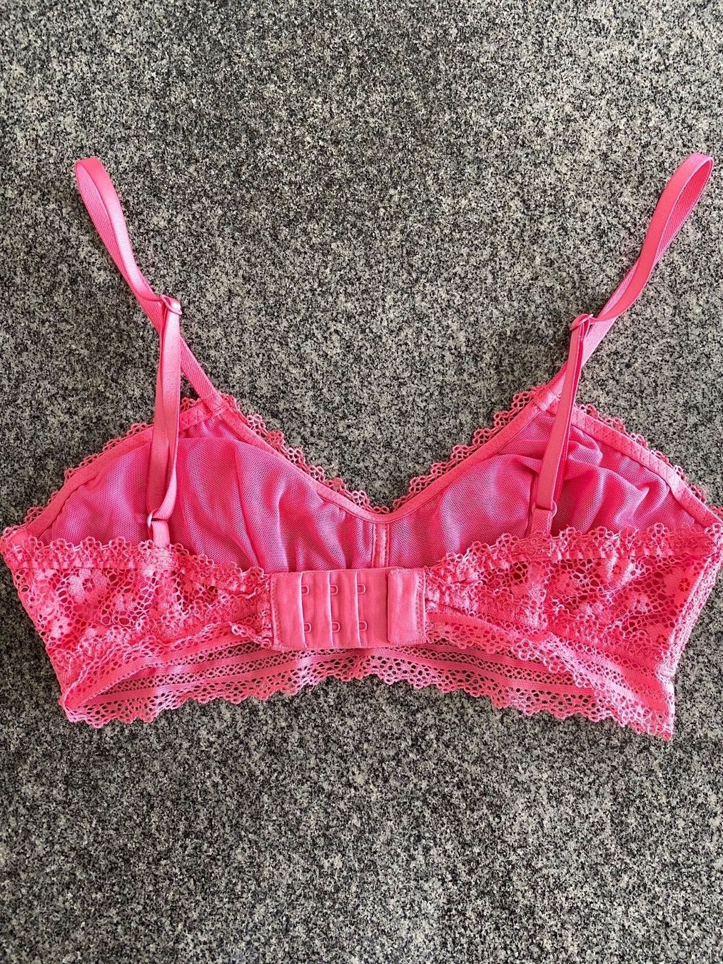 Victoria's Secret Altra biancheria intima: Victoria's Secret Bralette, Grösse 34 – Nuovo (secondo la descrizione) da Winterthur venduto da marisole4 4