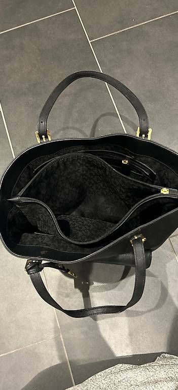 Taschen für Damen: Michael Kors Tasche  – Gebraucht aus Sirnach von mar_7byk 1