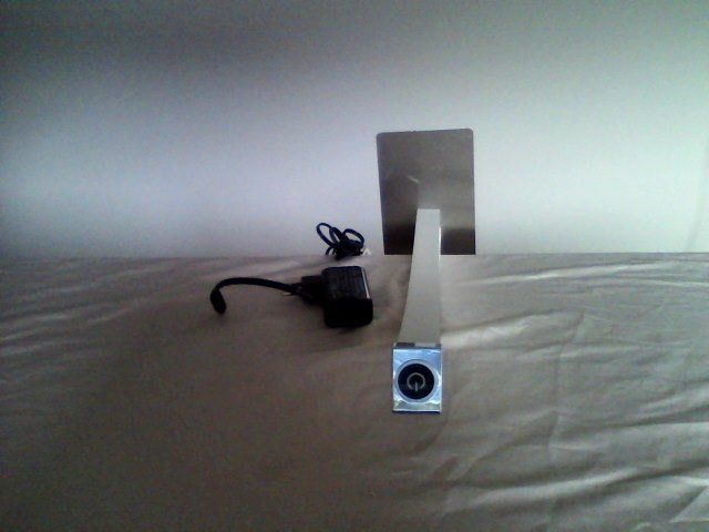 Lampes: 12 Volt Tischlampe mit 220V anschluss – D'occasion à Liesberg par Concombres8478 1