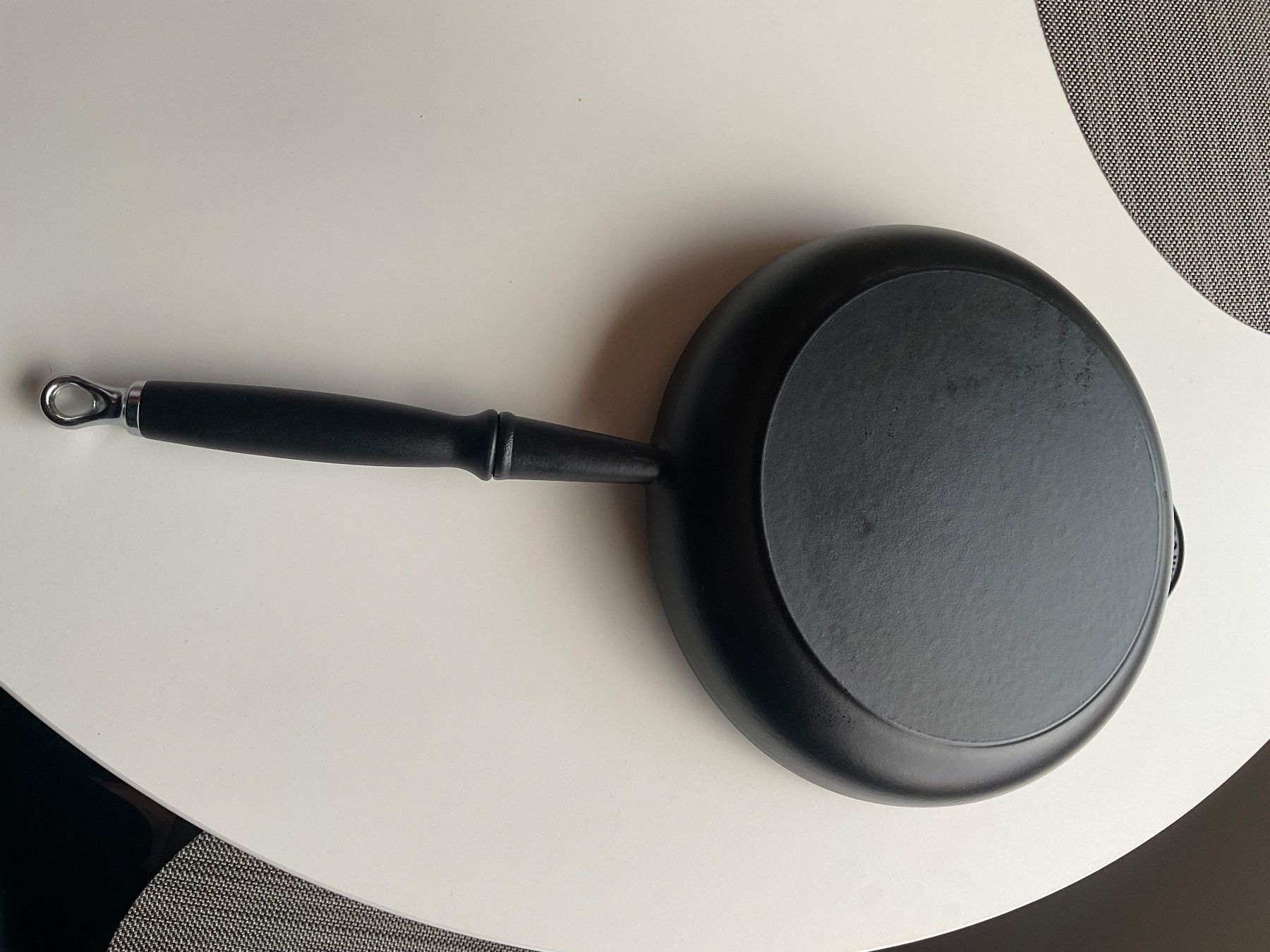 Le Creuset Poêles: LE CREUSET GRILLPFANNE 28 CM – D'occasion à Scuol par Lotus2020 6