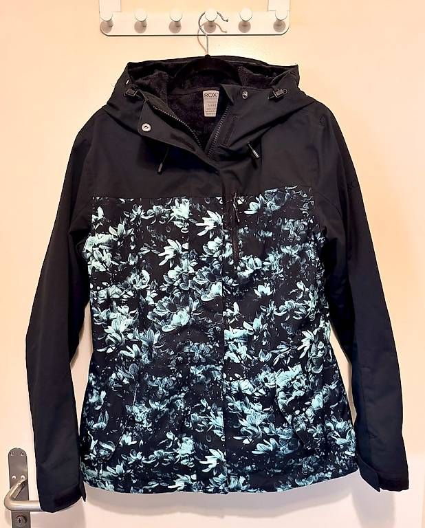 Roxy Giacche: ROXY SNOWBOARD JACKE GR. L – Usato da Wabern venduto da John_P