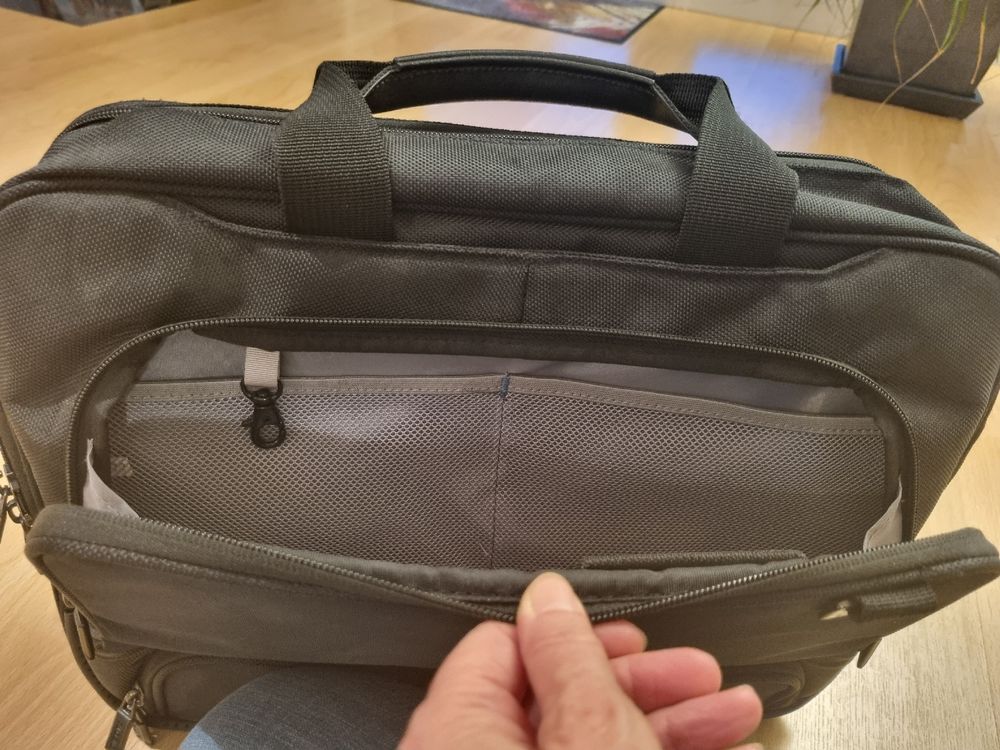 Notebooktasche /Laptoptasche Eco Top Traveller PRO, DICOTA 6