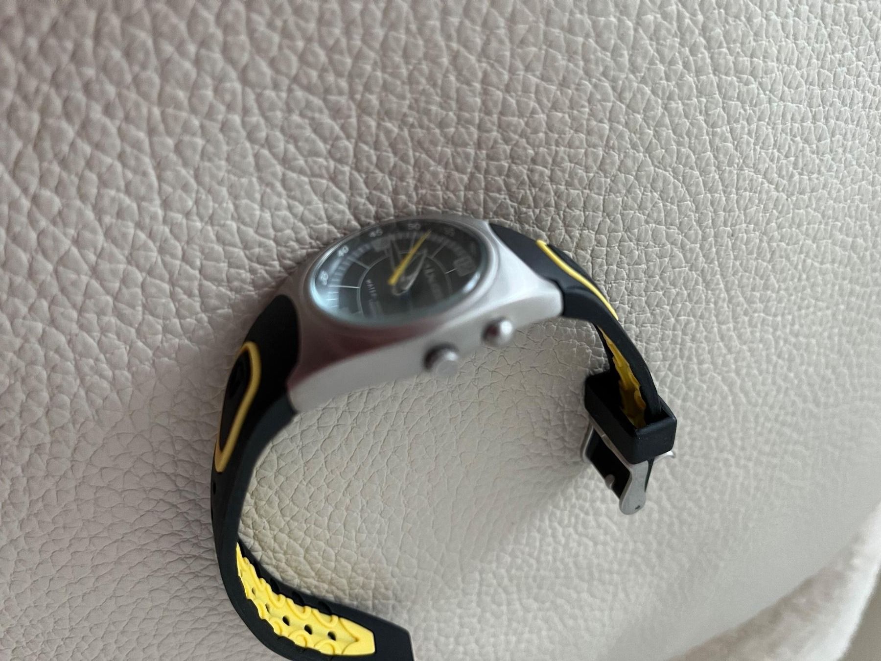 Nixon Uhren: Armbanduhr/// Damen /// Nixon – Gebraucht aus Brittnau von Zofigerin 1