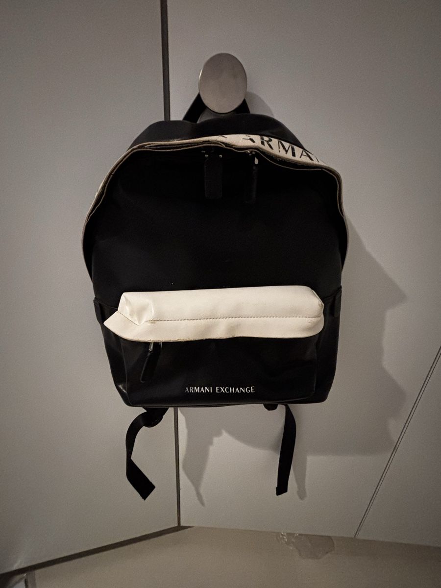 Armani Zaini: Armani Exchange Rucksack – Usato da Ipsach venduto da Wn20133