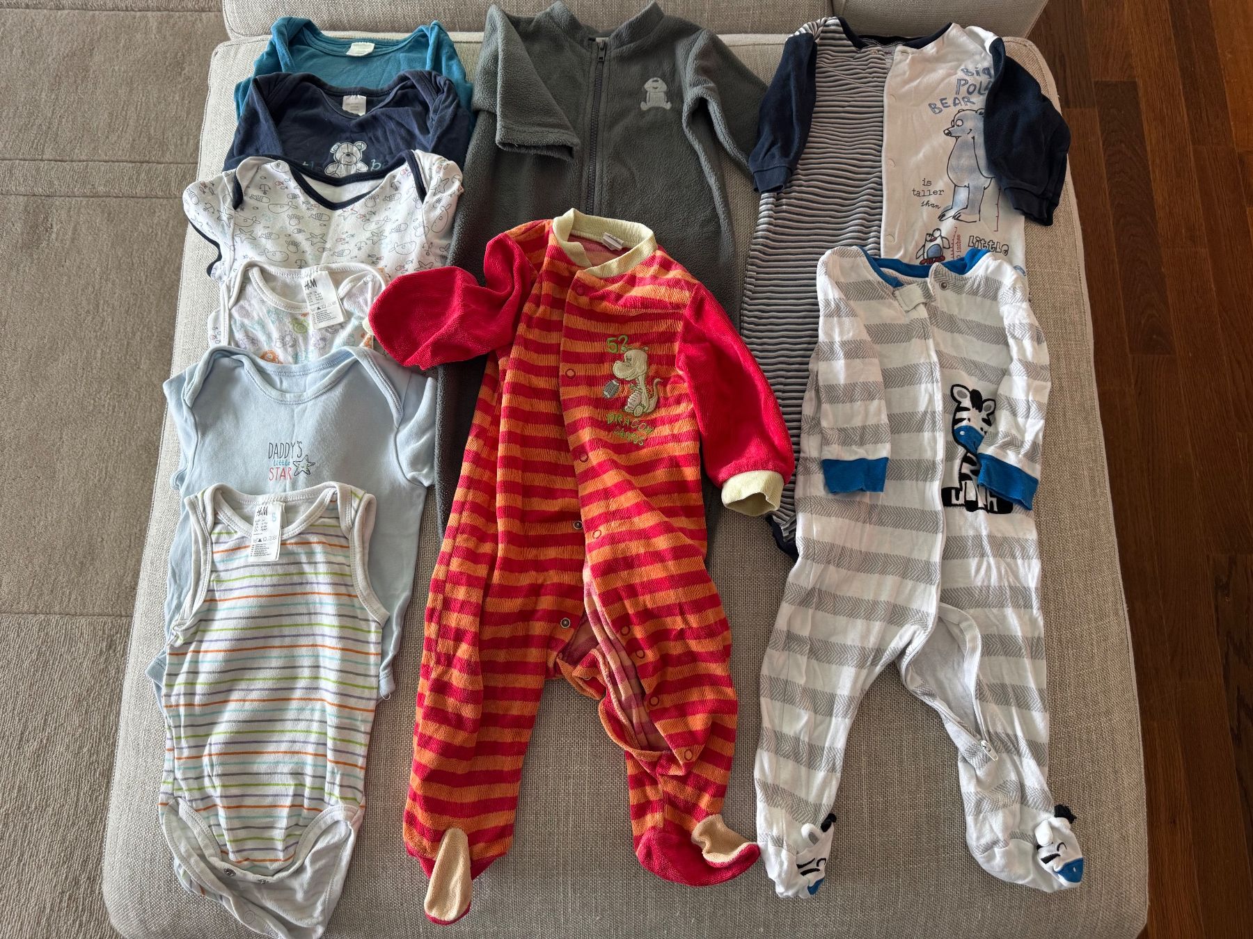 Lotti & Set di vestiti: Junge Kleiderpack Gr. 74 – Usato da Horgen venduto da delakowi
