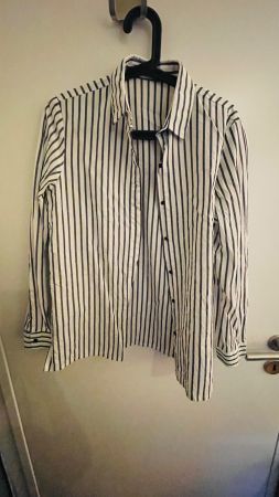 Schicke Damenbluse gestreift Gr. M weiss/schwarz elegant