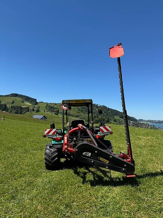 Tutte le macchine: DCM seitenmähwerk 2,4 m – Usato da Euthal venduto da sti7rabbit 1