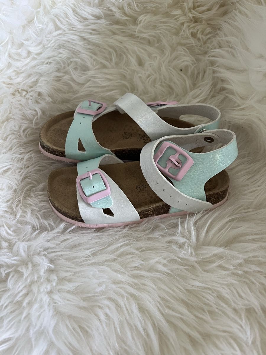 Primigi Scarpe per ragazze: Primigi Sandalen Grösse 27 – Usato da Inwil venduto da Karenstone 1