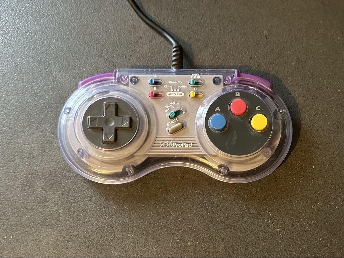 Controller: Sega Mega Drive Pro Pad Controller – Gebraucht aus Kestenholz von Naruto_01