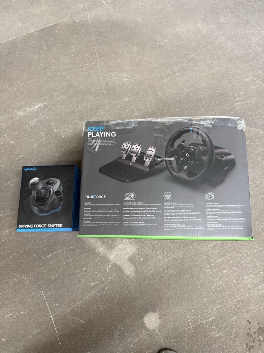 Steuerung: Logitech G923 Driving Force Lenkrad mit Schaltgetriebe Neuw – Neu (gemäss Beschreibung) aus Wädenswil von Midas04