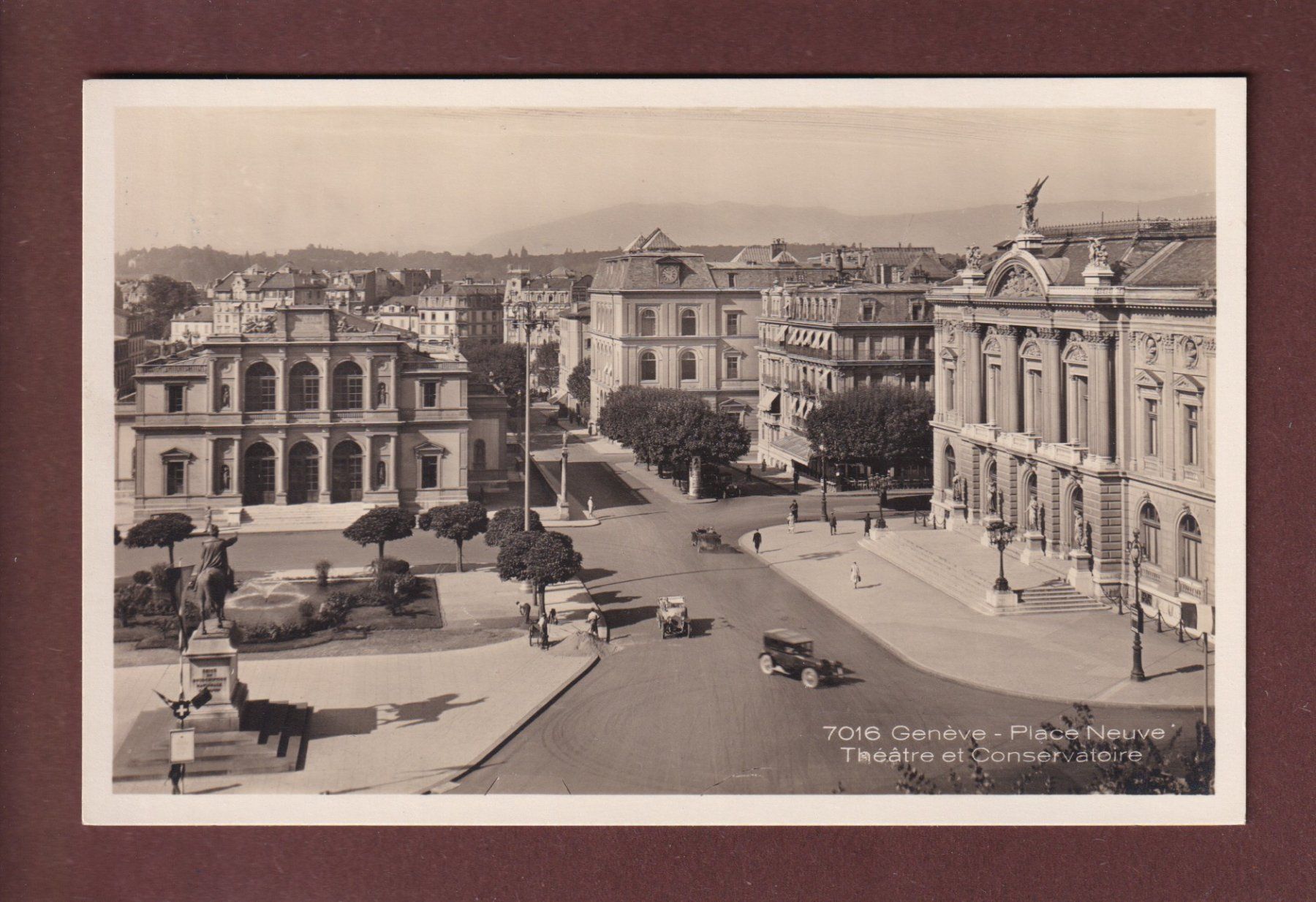 Cartoline postali: GENEVE - Place Neuve – Usato da Pully venduto da nicecards