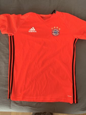 Originales FC Bayern Trainingsshirt