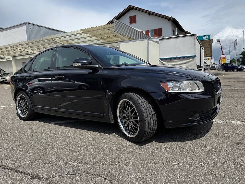 Volvo Automobili: VOLVO S40 T5 Momentum Geartronic 2010- 112 000 km Frisch MFK – Usato da Wil SG venduto da Adeja09 2