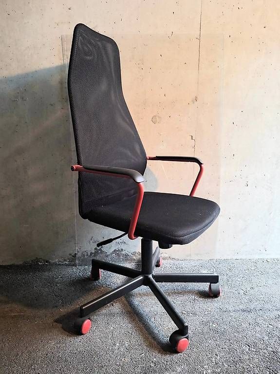 Sedie: IKEA Gamingstuhl  – Usato da Walenstadt venduto da kar_z7xv