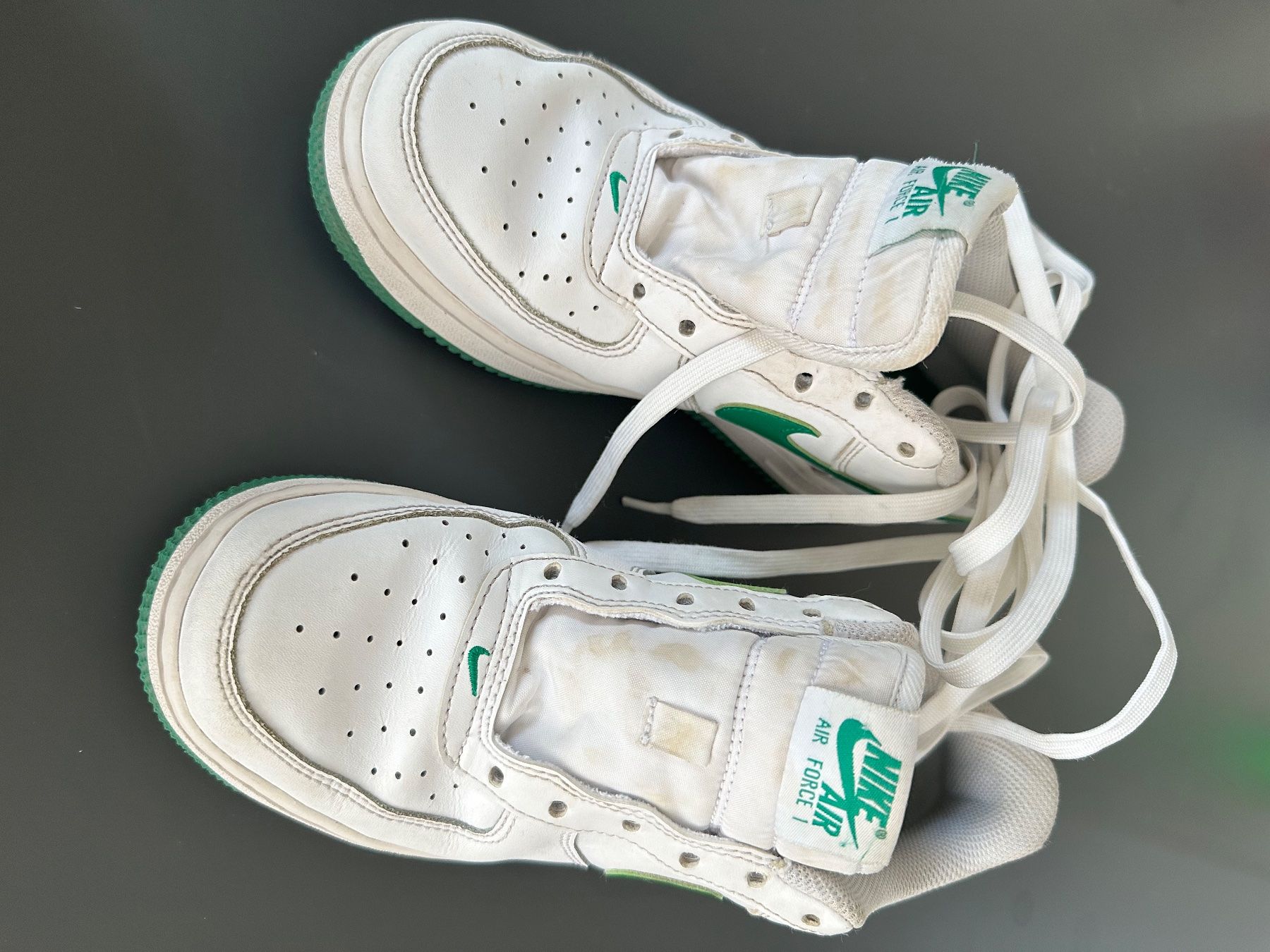 Nike Chaussures hommes: Nike Air Force 1 Grösse 37.5 – D'occasion à Baden par Verve2 5