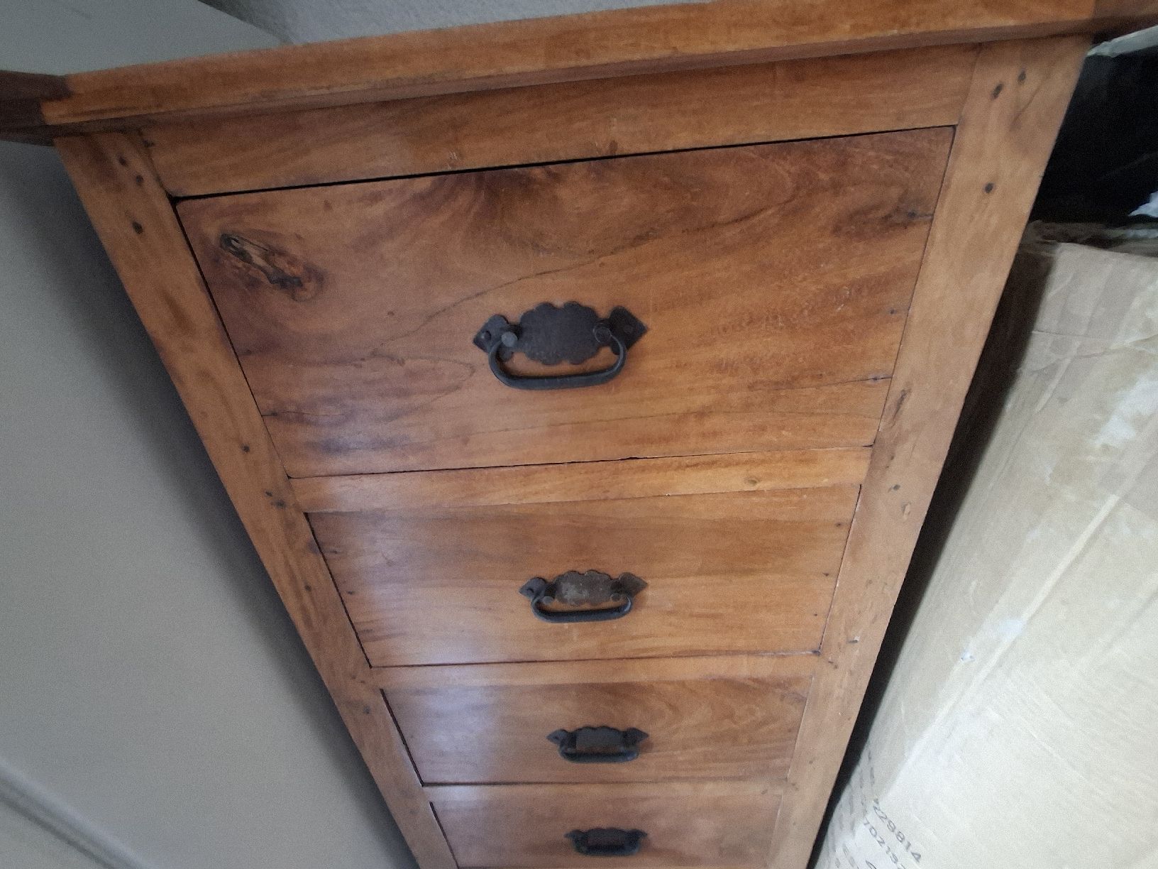 Cassettiere: commode en bois de rose – Usato da Saxon venduto da 2005sylvester 6
