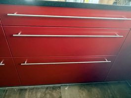 Piatti Griffe /Küchenfronten rot