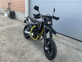 SWM SM 125R