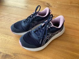 ASICS Laufschuh Gr. 38