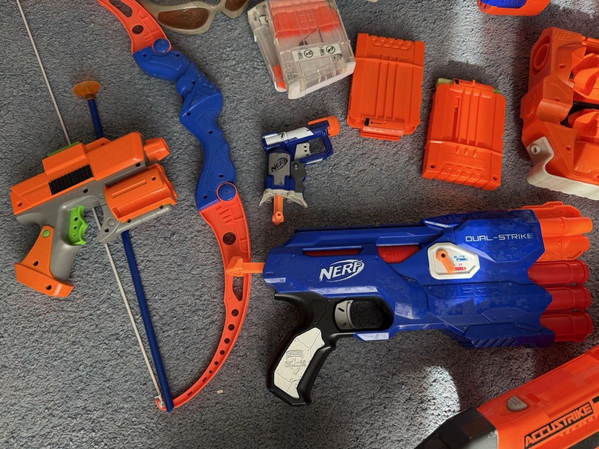 Nerf Jouets: Nerf Blaster Set verschiedene Modelle – D'occasion à Burgdorf par iMarc11 2