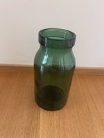 Dunkelgrüne Glasvase