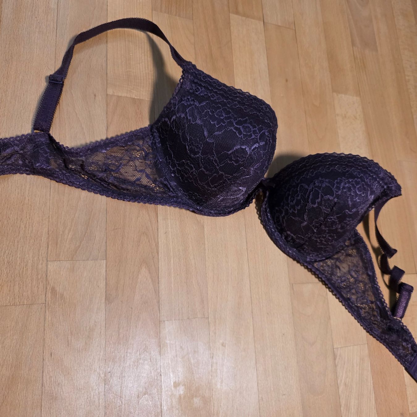 Altra biancheria intima: BH 90C lila Spitze sexy – Usato da Wald ZH venduto da CapLux