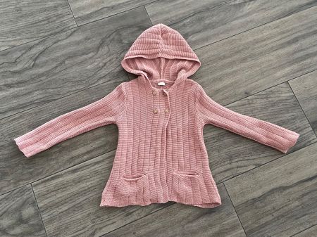 Schöne Strickjacke - Grösse 98/104