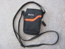 Tecno Compact Case – Klein