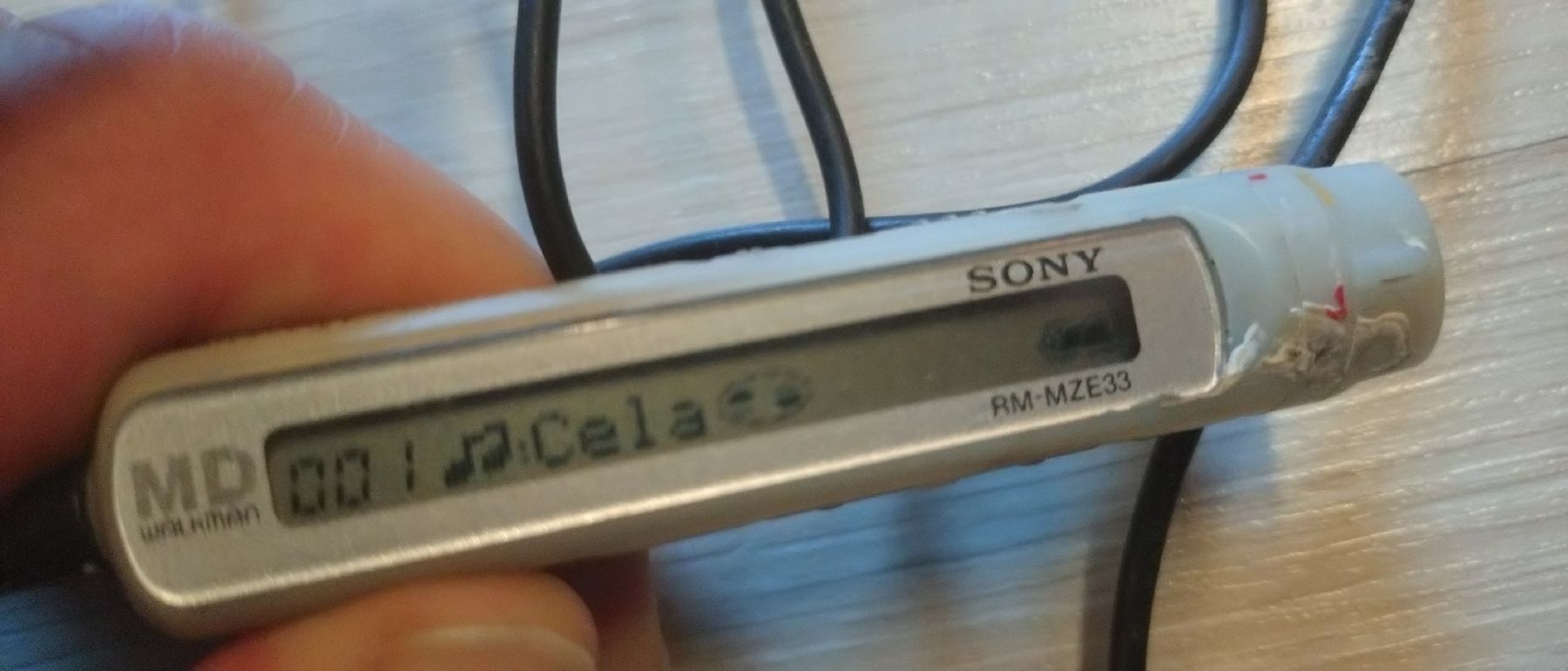 Sony Lettore multimediale & Streamer: Lecteur MiniDisc Sony MZ-E33 avec télécommande  – Usato da Farvagny-le-Grand venduto da LaCaverne 1