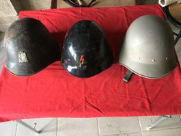 Casques vintage de protection variés, lot de 3 pièces