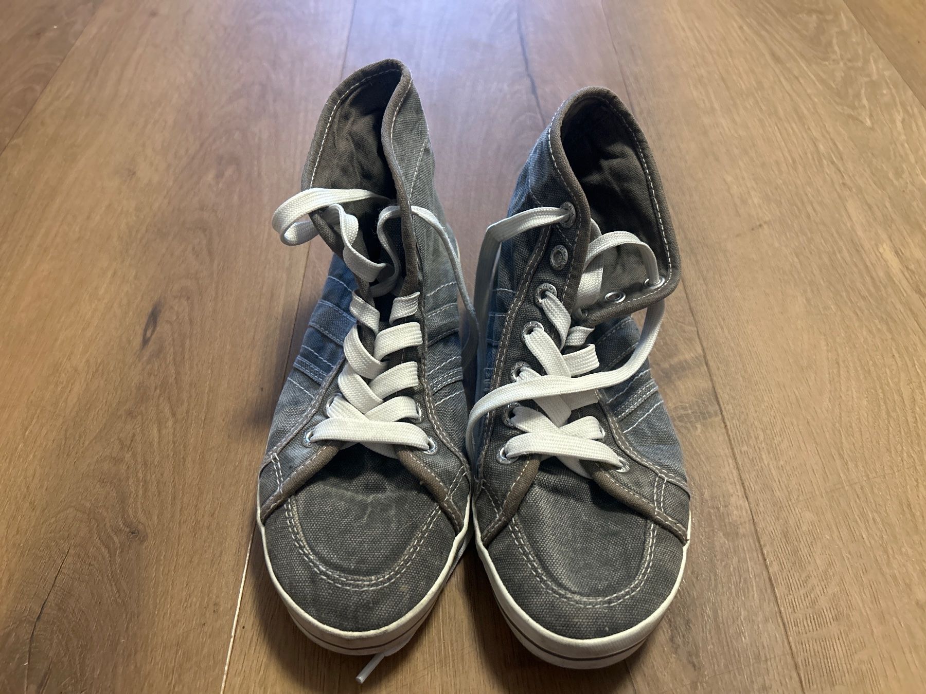 Scarpe da donna: Coole Sneakers Segelschuhe Gr 38 – Usato da Regensdorf venduto da Spyke55 1