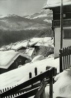 ANDIAST ob Ilanz, Sonniger Wintertag, Foto Hans Rostetter