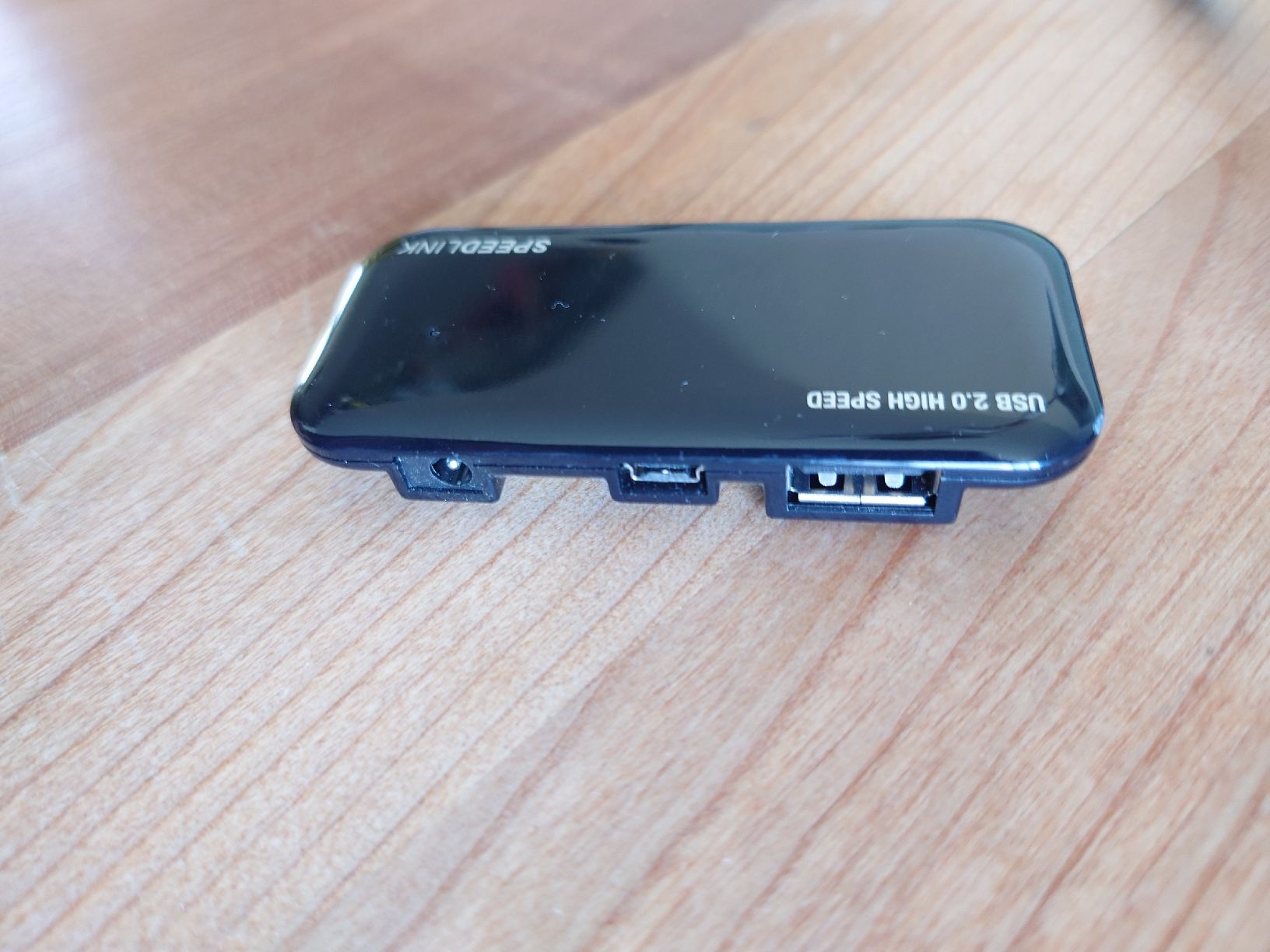 Hub & Switch: Speedlink USB 2.0 Hub, 4-Port, Schwarz – Usato da Winterthur venduto da Tenderizer3000 6