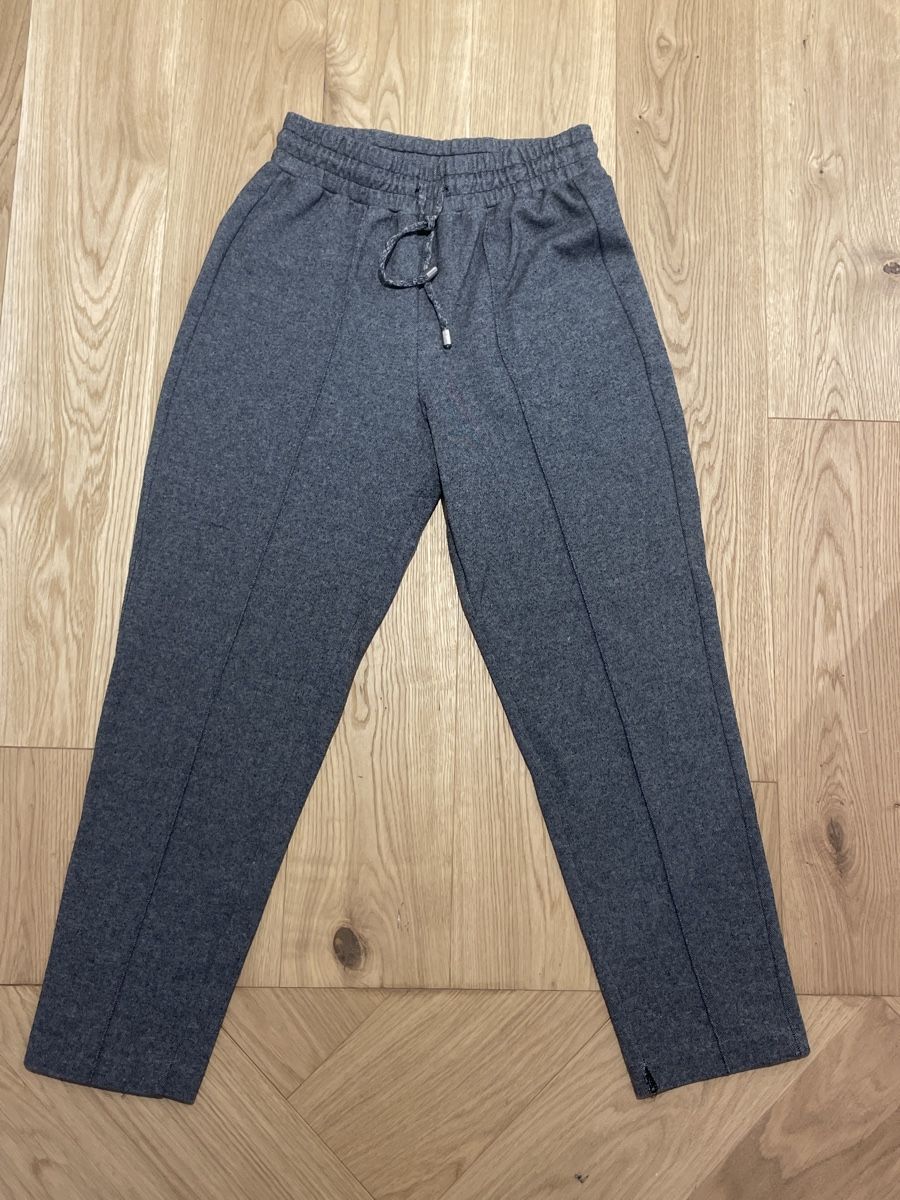 Mango Pantaloni: Graue Stoffhose von Mango, Gr. XS – Usato da Arbon venduto da llaauraa