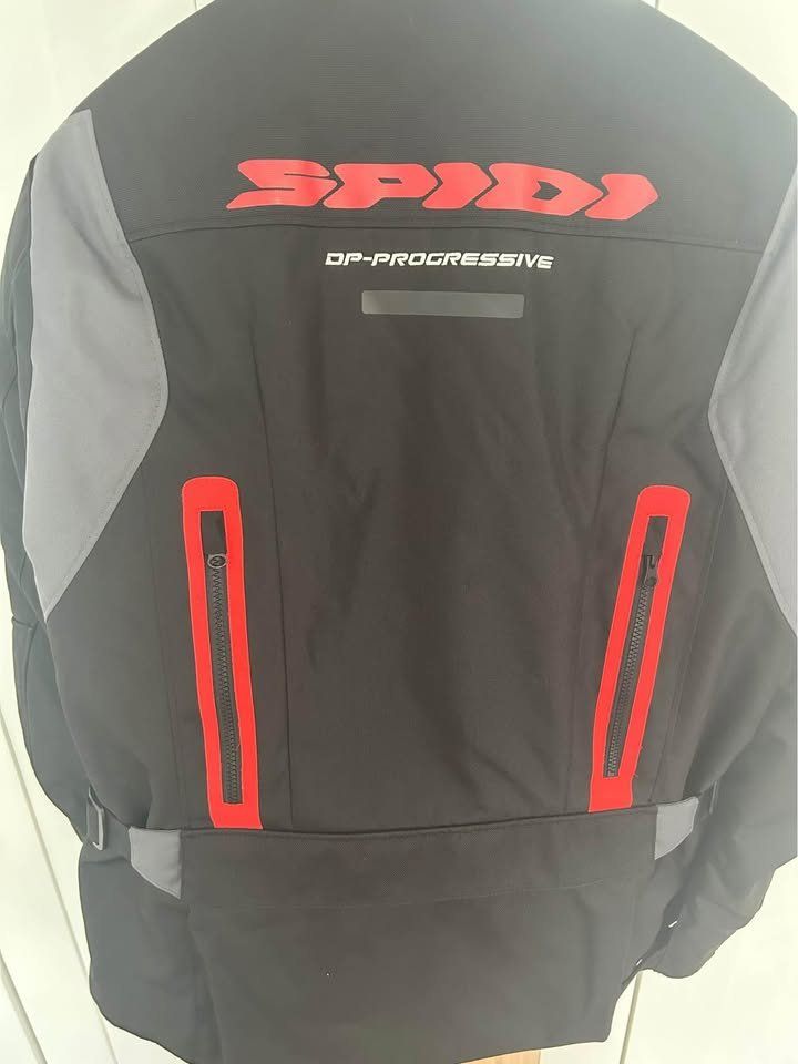 Giacche: · Veste moto SPID – Nuovo (secondo la descrizione) da Lausanne venduto da mal_2nl5 2