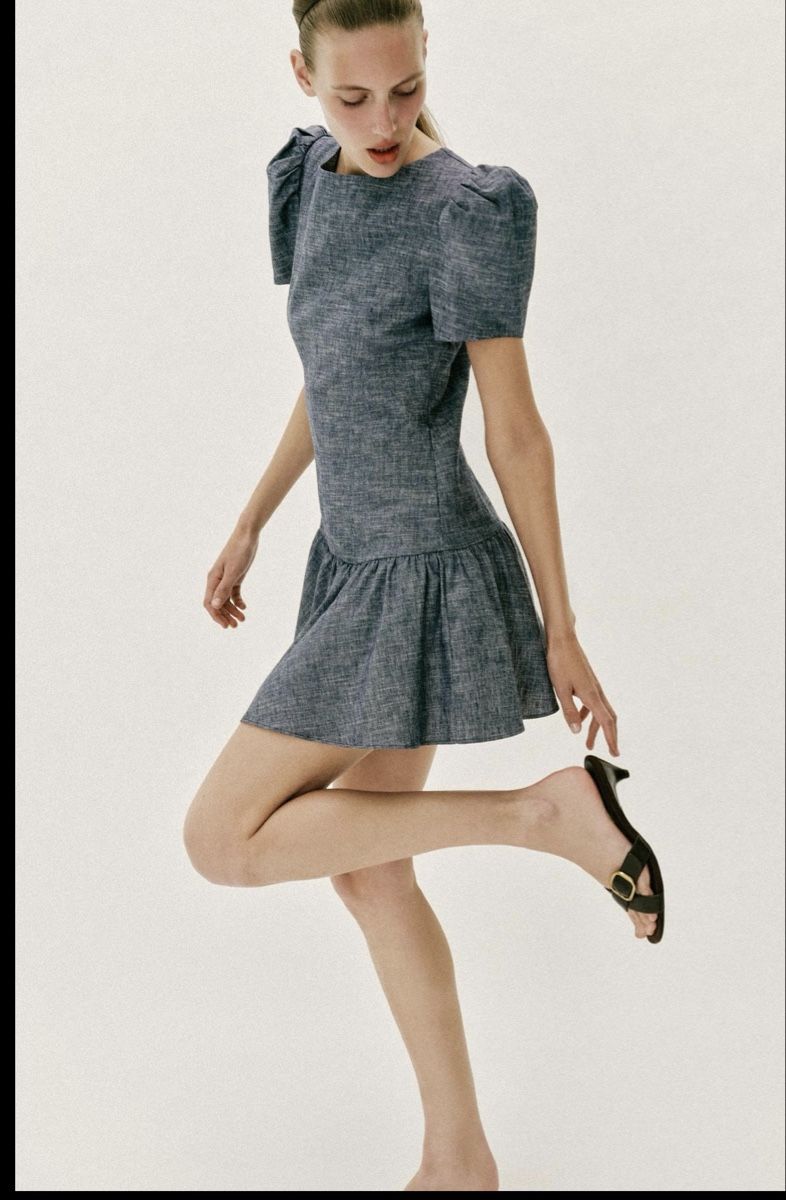 Zara Vestiti: Zara Dress – Nuovo e nell'imballaggio originale da Opfikon venduto da aro_f66t
