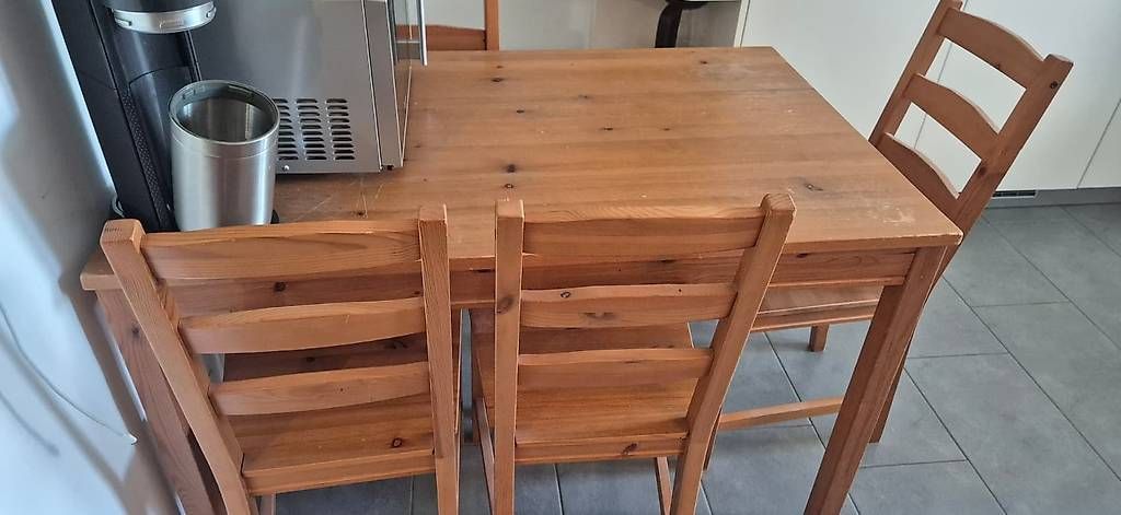 Tische: Küchentisch inkl. Stühle – Gebraucht aus Olten von jan_w8sb