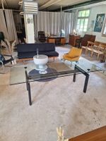 Designklassiker, LC6 Tisch von Cassina, Le Corbusier