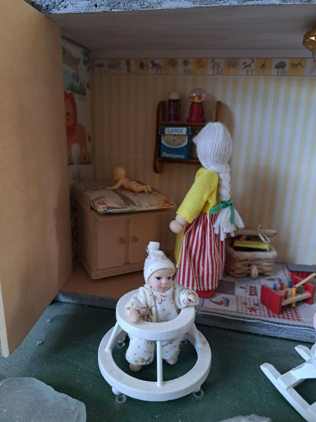 Case e mobili per bambole: Puppenstube – Usato da Bünzen venduto da Floh99 2