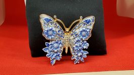 Hübsche Vintage Brosche Schmetterling, blau-weiss bemalt