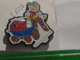 1 Junge mit Kinderwagen Pin (L1322)