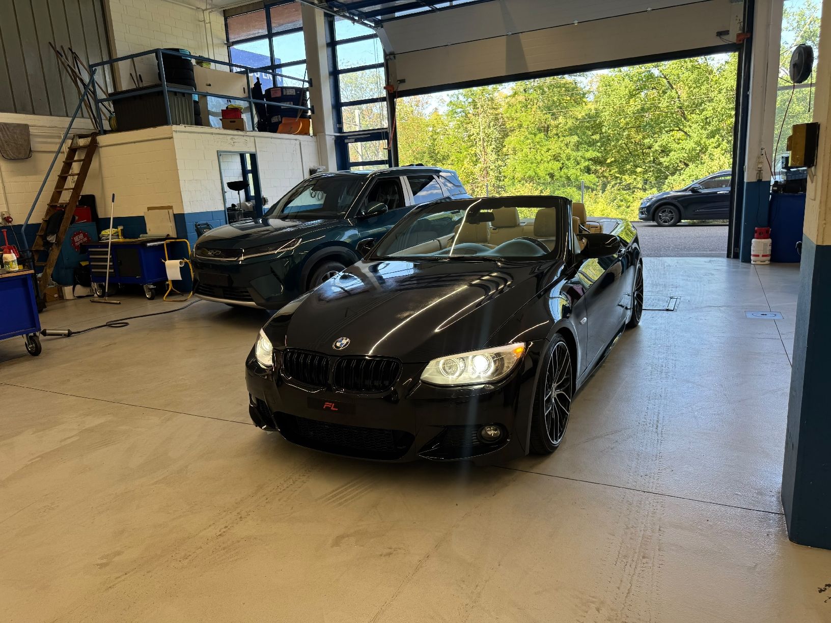 BMW Autos: BMW 335i E93 MFK: 04.09.2026 – Gebraucht aus Spreitenbach von iem_5rf2 1